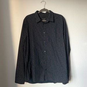 H&M Men’s Slim Fit Easy-iron Shirt